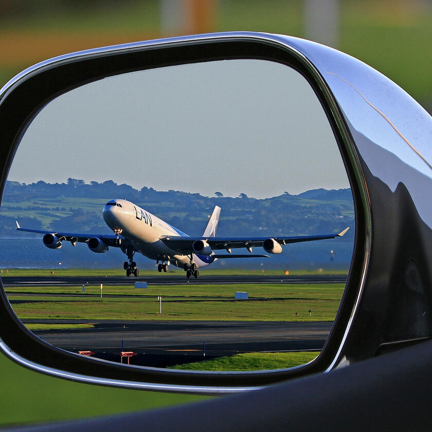 Leeds Bradford Airport Taxi